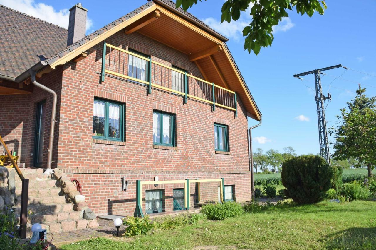 Ferienwohnung Zudar Auf Ruegen Exteriör bild